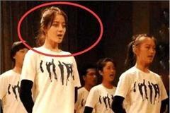 迪丽热巴大学素颜照曝光 有没有整容一看就知道