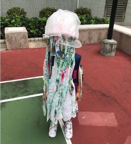 蔡少芬给女儿做的水母造型笑喷网友 感受到了来自女儿的绝望