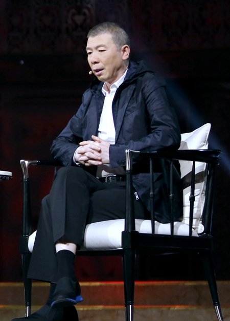 冯小刚现在拍电影用自己的钱