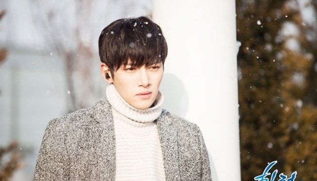 池昌旭主演的电视剧之《Healer》