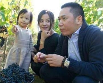 赵薇女儿小四月穿衣太土气? 原来真相竟是这样李湘又要被骂了
