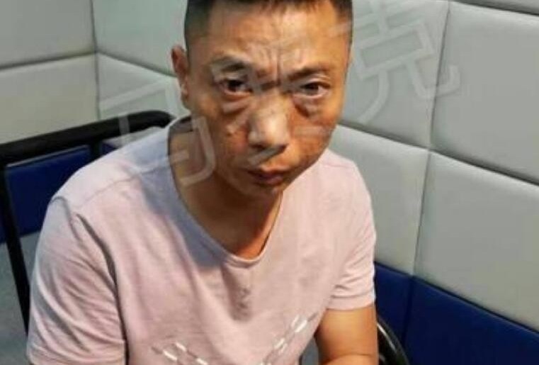 男子书店性骚扰女童