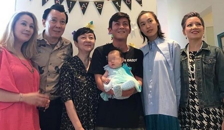 陈冠希被曝当爸爸