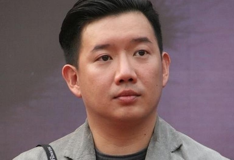 揭秘8大明星借钱度日