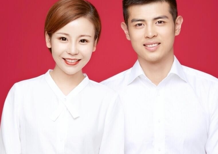 北京大将与女友领证结婚