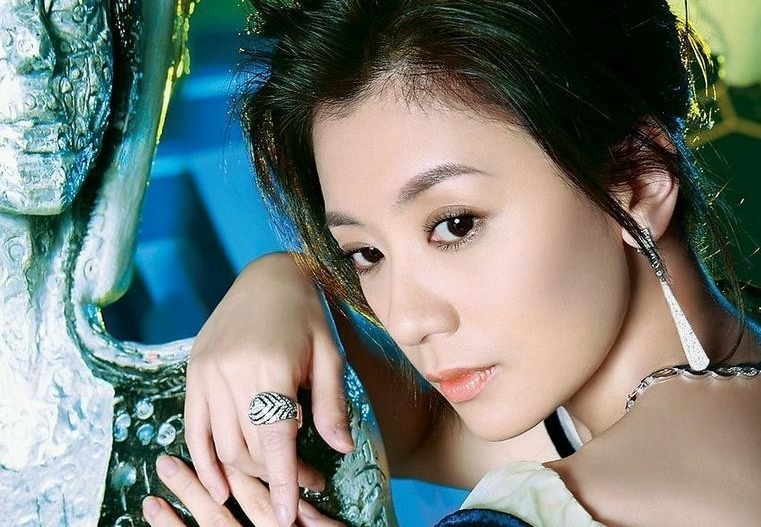 被富商糟蹋的6大女星