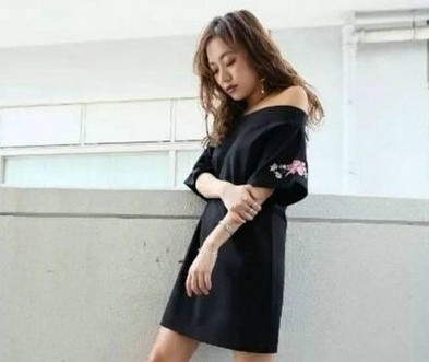 17夏季流行露背装有哪些款?选对款才不会穿错辣眼睛