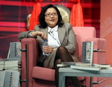比金星还牛掰的名门痞女怒怼冯小刚垃圾电影论 网友拍手叫好