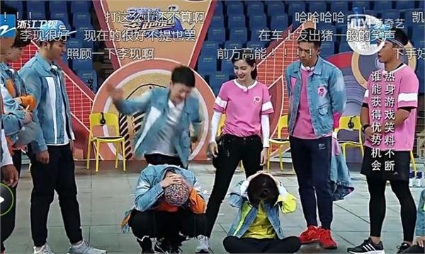 张凯丽与王祖蓝亲密合照 9字回应上跑男下狠手暴打祖蓝质疑
