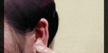 怎么按摩耳朵对健康有好处 五个动图教你按摩耳朵养生