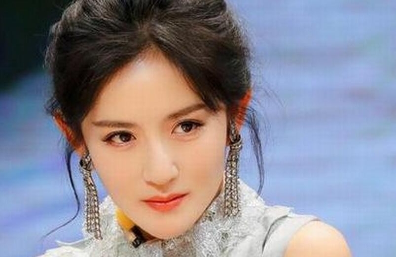 揭秘8大明星借钱度日的尴尬往事
