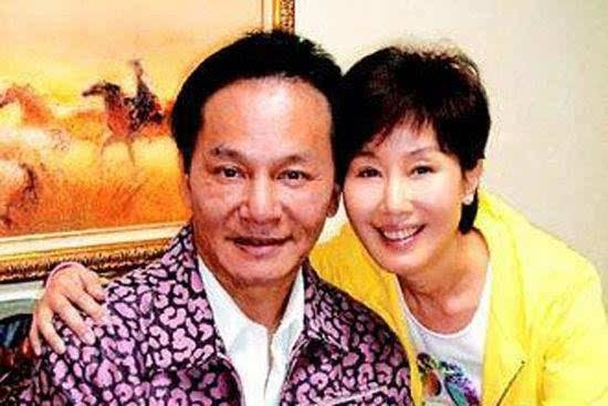 还记得新白娘子传奇的碧莲吗?她恋爱十几年没结婚 现身家过亿