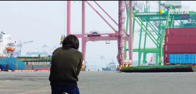 伤心倒地