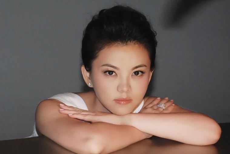 被富商糟蹋的6大女星