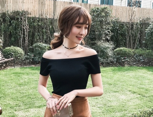 夏季女装短袖个性款T恤 夏季短袖T恤的搭配
