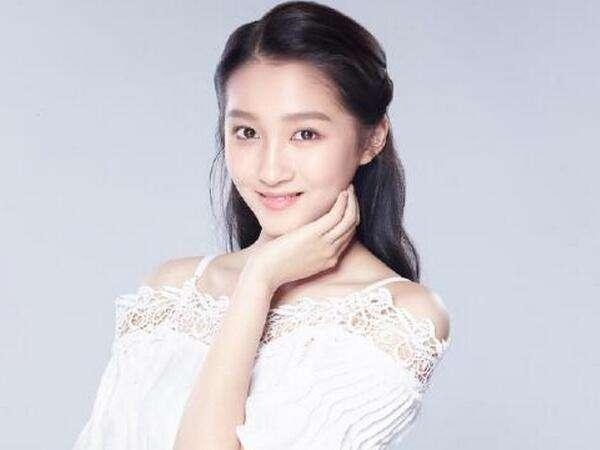 杨幂赵丽颖将客串欢乐颂3 这小花演第6美杨紫一句话让人揪心