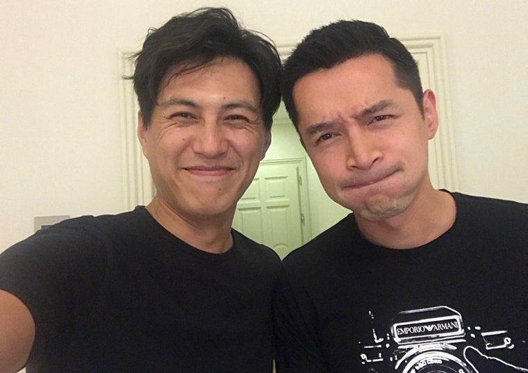 靳东胡歌搞怪合影