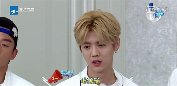 baby在跑男中扒迪丽热巴裤子被骂惨了 最大罪魁祸首竟是他