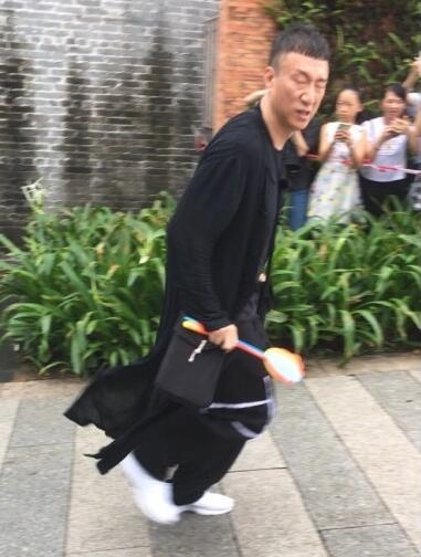 极限挑战3开录孙红雷路透照成表情包 孙漂亮看了想打人