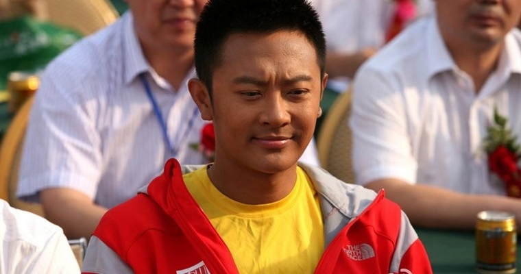 印小天插刀事件