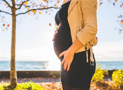 孕妇瑜伽几个月开始 推荐十大养胎瑜伽动作