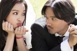 舒淇冯德伦被曝离婚 离婚早有蹊跷舒淇频频微博