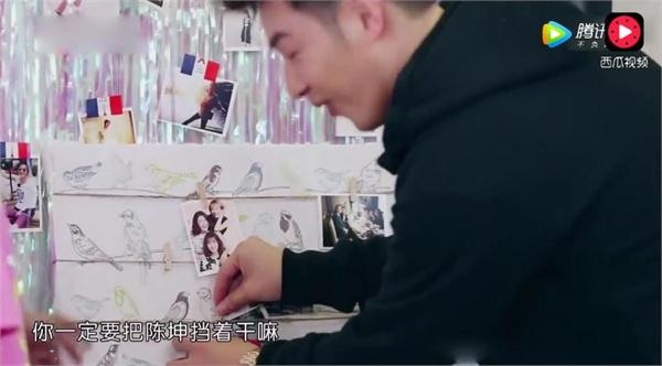 潘玮柏突袭吴昕家被脏乱的房间惊到 一张男人照让他无法接受