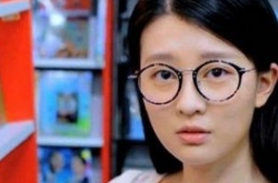 一手好牌打烂乔欣乖乖女形象崩塌 倒贴鹿晗怼网