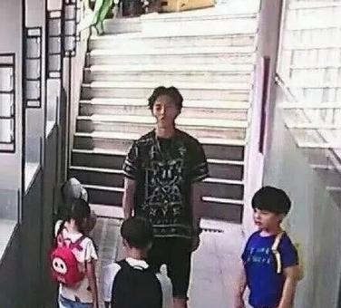 鹿晗粉丝辱骂导演是真的吗 鹿晗粉丝为什么要辱骂导演