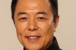 私生女索赔张铁林 要求张铁林赔偿巨额抚养费