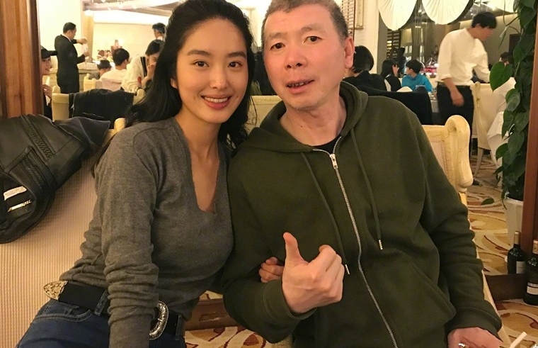刘亦菲干爹恋上冯女郎
