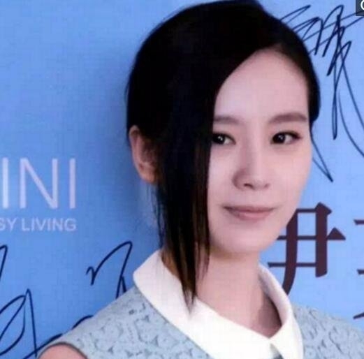 刘诗诗拍照为什么从不露出右耳