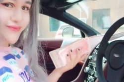 蛇精女风油精事件 网友们纷纷大呼三观尽毁