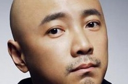 徐峥被曝打女记者 徐峥酒后发现被跟踪生气打人