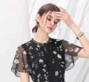 这个夏季想要美出新高度？不妨来条时髦连衣裙