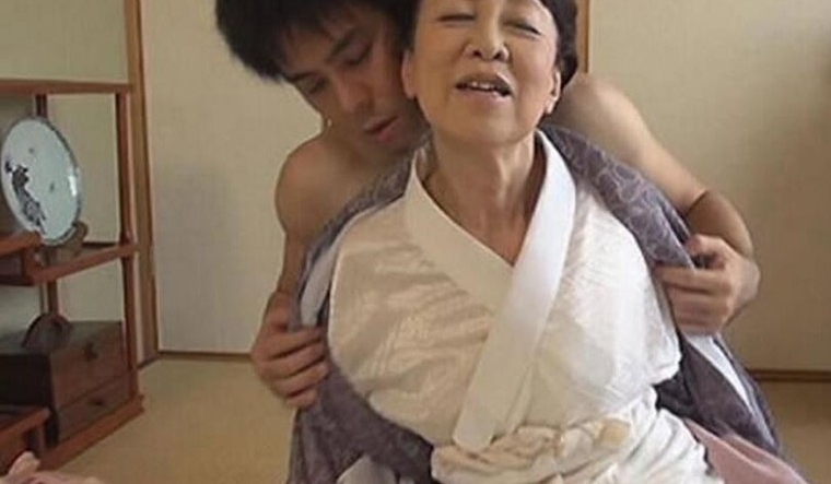 强奸老太致人死亡