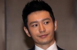 黄晓明开店不挂Baby摆初恋照 把赵薇当活招牌