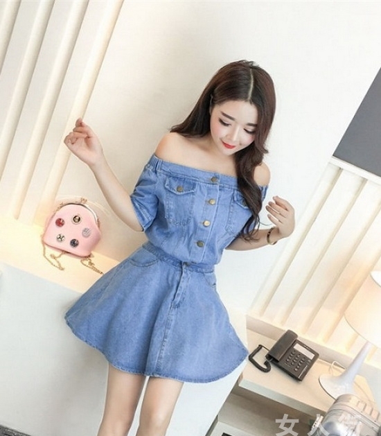 小性感露肩装，今夏你穿对了吗？(图5)