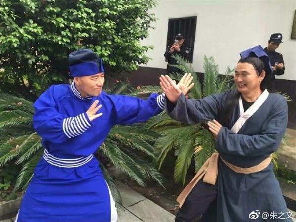 朱之文进军影视圈演结巴医生像模像样 演技被赞吊打小鲜肉