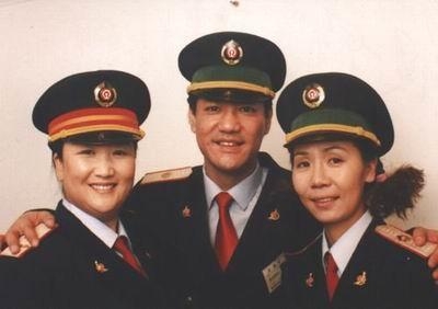 她是许晴蒋雯丽同学因被嫌丑多年未红 现嫁德国大亨变老板娘