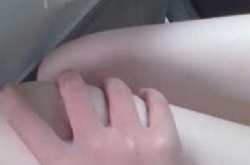 一女子惨遭色狼非礼 被揭穿后反指其不是美女