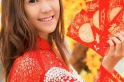 红包害了妻子 性感人妻被10万元红包害了