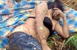 废墟内现腐烂女尸 尸体严重腐烂散发恶臭惨不忍