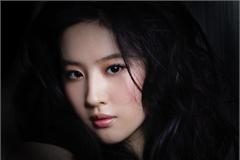 刘亦菲11年前后对比照美颜没差谁敢说她整容 杨