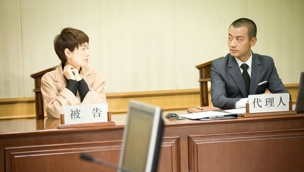 马伊琍法庭争夺抚养权