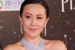 刘嘉玲透视裤子太扎眼 内裤清晰可见尺度非常大