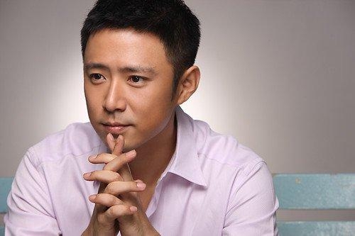 薛之谦新剧给自己加戏与唐禹哲激吻 戏外还成了尓豪高鑫前夫