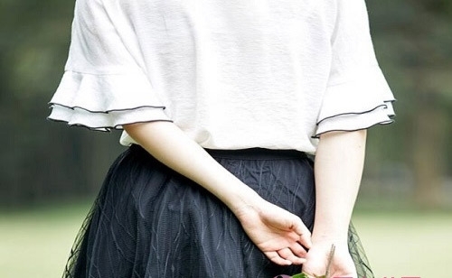 依路佑妮女装拯救你的夏季穿衣(图3)