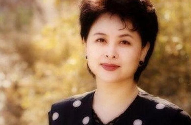 肖晓琳患癌症死了