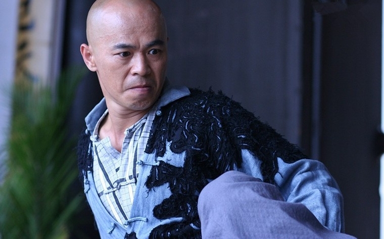 为扇李连杰耳光大哭